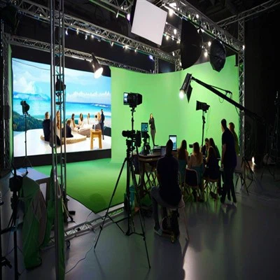 Cum simulează un simulator de zbor zborul în zone împădurite?